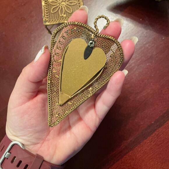 French Bee heart frame, shoe and mini table - Picture 6 of 6